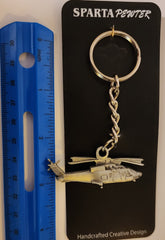 Llavero de peltre con forma de helicóptero Sikorsky S-76