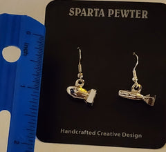 Pendientes de bomba atómica con hombre gordo y niño pequeño