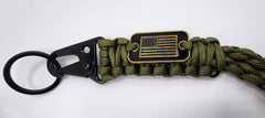 Paracord trenzado de color verde oliva militar con etiqueta de metal con bandera de EE. UU. 