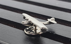 Pin de solapa de peltre con avión Consolidated PBY Catalina de la Segunda Guerra Mundial