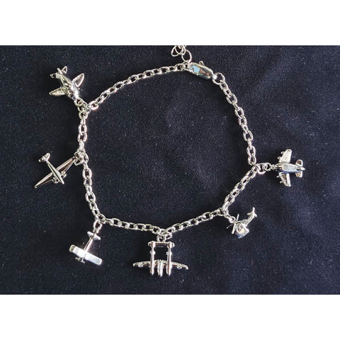 Pulsera con dijes de aviación