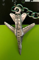 Llavero de peltre con el avión Aardvark F-111 de General Dynamics