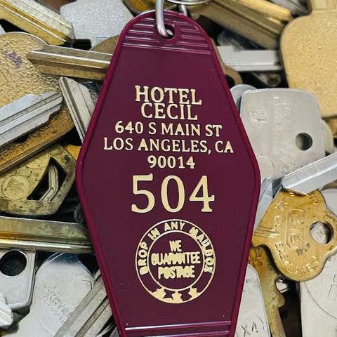 Llavero con llavero de motel del Hotel Cecil (Los Ángeles, California) 