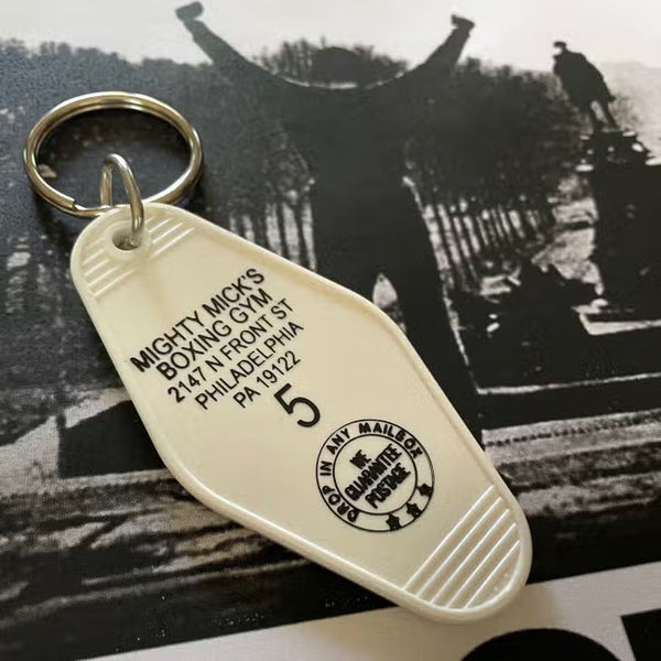 Llavero con llavero del motel Mighty Mick's Boxing Gym (Rocky) 