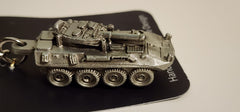 Llavero de peltre del vehículo General Dynamics LAV III
