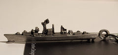 Llavero de peltre con forma de fragata clase Perry de Oliver Hazard