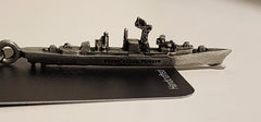 Llavero de peltre con forma de fragata clase Perry de Oliver Hazard