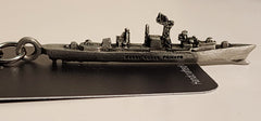 Llavero de peltre con forma de fragata clase Perry de Oliver Hazard