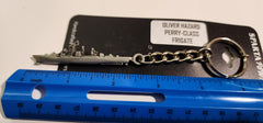 Llavero de peltre con forma de fragata clase Perry de Oliver Hazard
