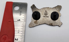 Broche de solapa de metal esmaltado para sombrero de Cosmic Rayz Atomic Emporium