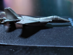 Llavero de peltre con el avión de combate McDonnell Douglas F-15E Strike Eagle