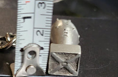 Llavero de peltre con bomba atómica en 3D de Fat Man