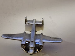 Pin de solapa de peltre con forma de avión bombardero Mitchell B-25 de North American Aviation de la Segunda Guerra Mundial