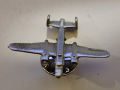 Pin de solapa de peltre con forma de avión bombardero Mitchell B-25 de North American Aviation de la Segunda Guerra Mundial