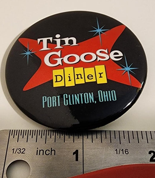 Pin con logotipo retro de Tin Goose Diner
