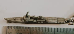 Llavero de peltre con forma de barco destructor de la clase Arleigh Burke en 3D
