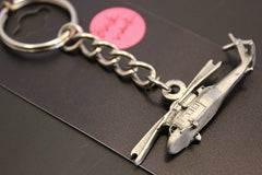 Llavero de peltre con el helicóptero Sikorsky UH-60 Black Hawk