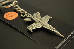 Llavero de peltre con el avión McDonnell Douglas F/A-18 Hornet de los Blue Angels