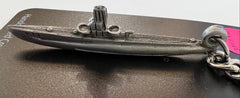 Llavero de peltre en forma de submarino en 3D