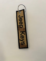 Llavero bordado con llaves de Jeep