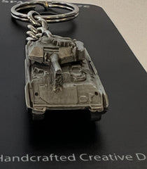 Llavero de peltre con el vehículo de combate BFV Bradley