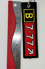 Llavero bordado con el avión de pasajeros Boeing 777 (B777)