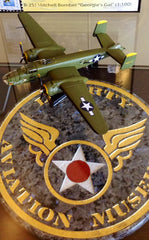 Edición limitada del bombardero B-25 J Mitchell "Georgie's Gal", modelo en fundición a escala 1:100 exclusivo del Museo de Aviación Liberty.