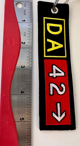 Llavero bordado con avión Diamond DA42 Twin Star