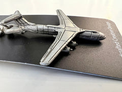 Llavero de peltre con forma de avión Lockheed C-141 Starlifter