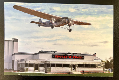 Postal de Tin Goose Diner con Ford Tri-Motor en vuelo